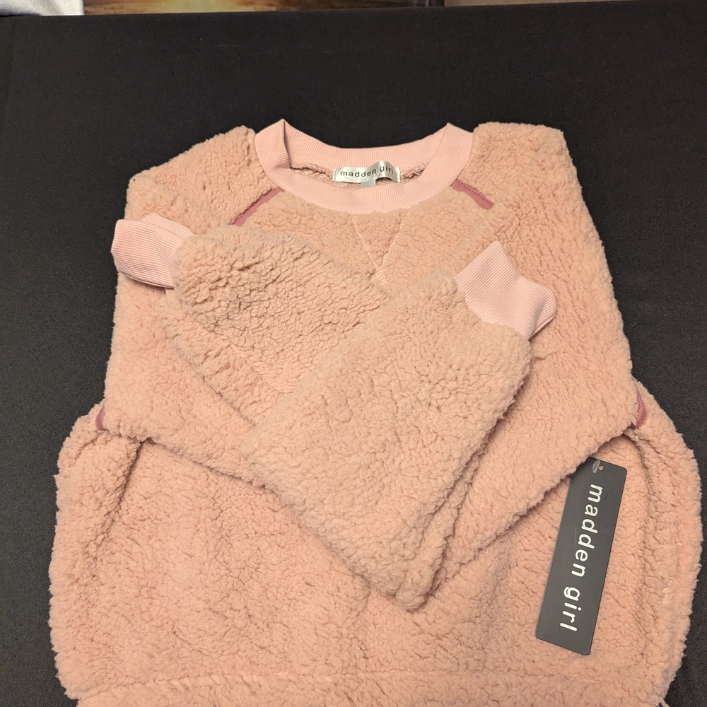 Madden Girl Pink Sherpa Pullover